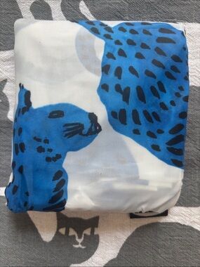 😸IKEA NWT SKYNKE Crazy Blue Cat reusable tote swirling blue felines Warhol-style
